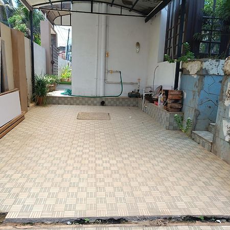 Nalinam Homestay Thiruvananthapuram ภายนอก รูปภาพ