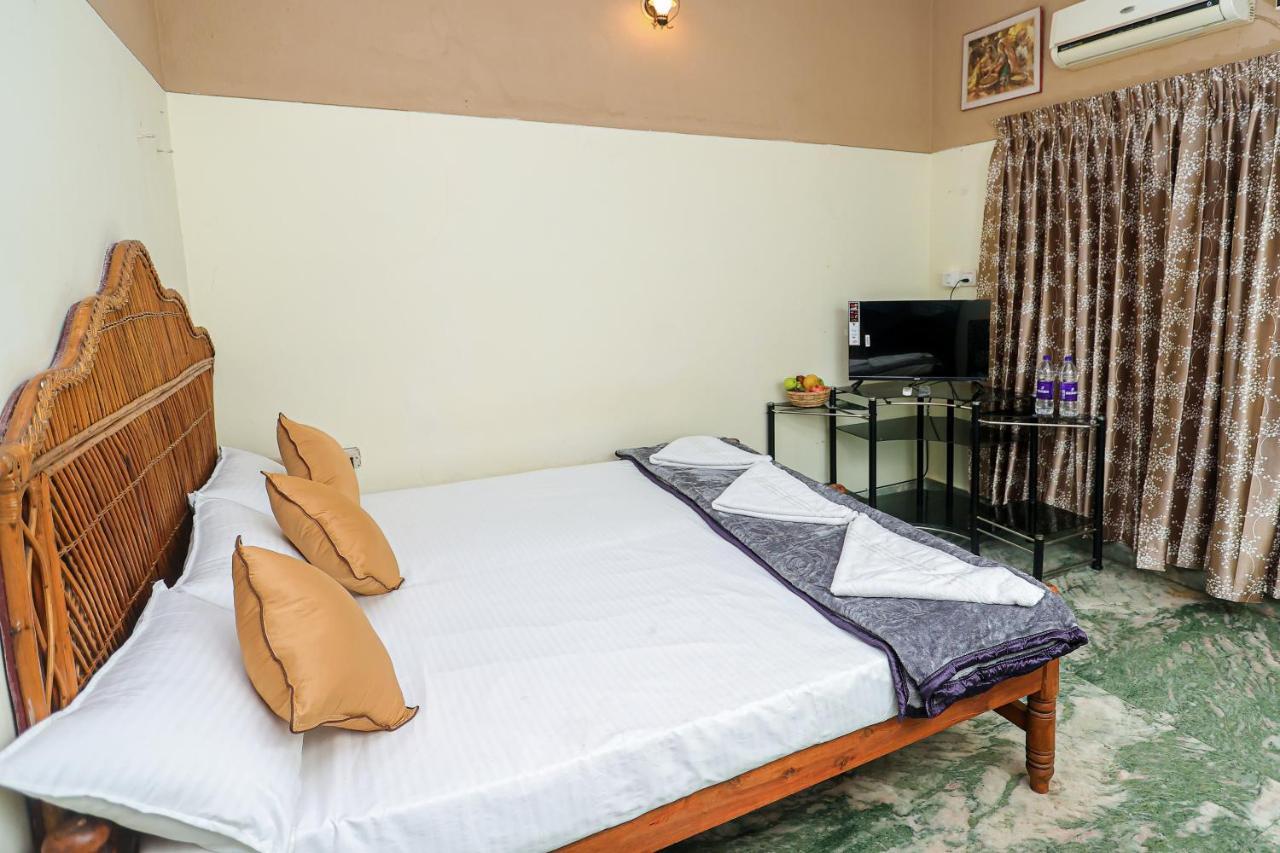 Nalinam Homestay Thiruvananthapuram ภายนอก รูปภาพ