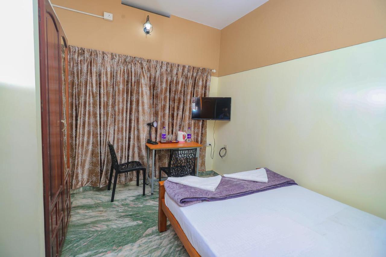 Nalinam Homestay Thiruvananthapuram ภายนอก รูปภาพ