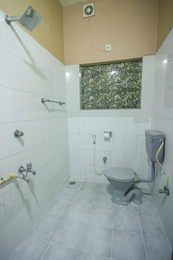 Nalinam Homestay Thiruvananthapuram ภายนอก รูปภาพ
