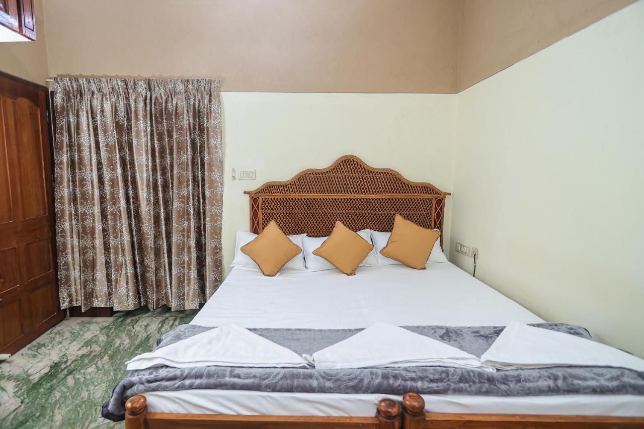 Nalinam Homestay Thiruvananthapuram ภายนอก รูปภาพ