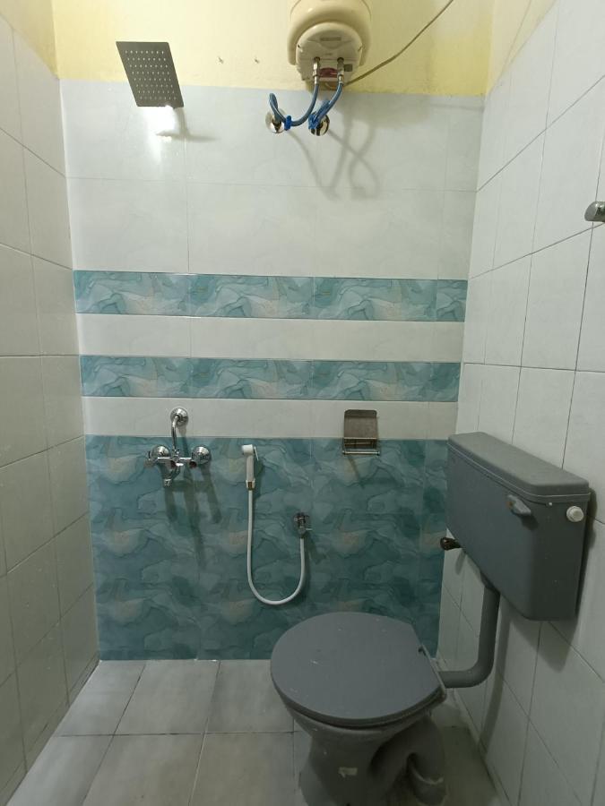Nalinam Homestay Thiruvananthapuram ภายนอก รูปภาพ