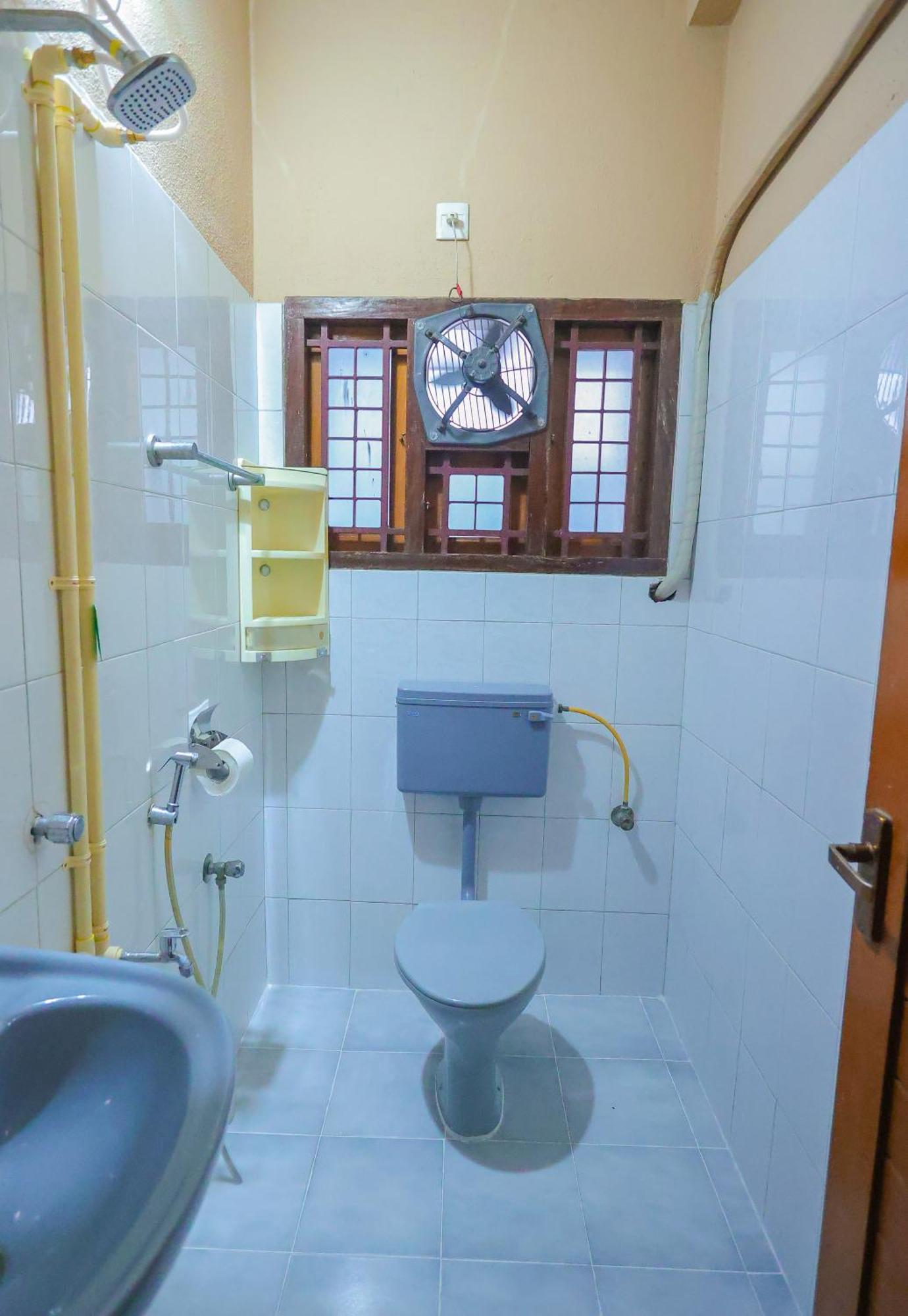Nalinam Homestay Thiruvananthapuram ภายนอก รูปภาพ